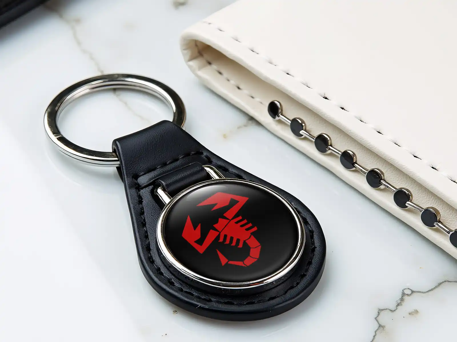 Fiat Abarth Porte-clé Coach Simili Haut Touche Style
